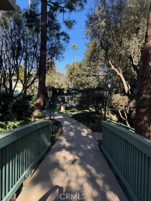 564 N Bellflower Boulevard 203, Long Beach, California 90814 home-pic-11